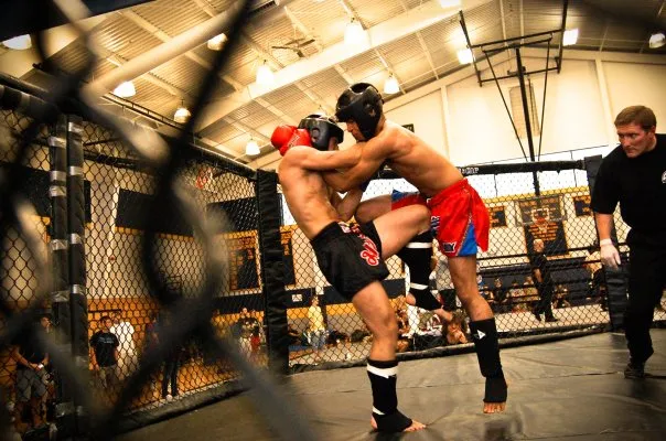 muay thai clinch